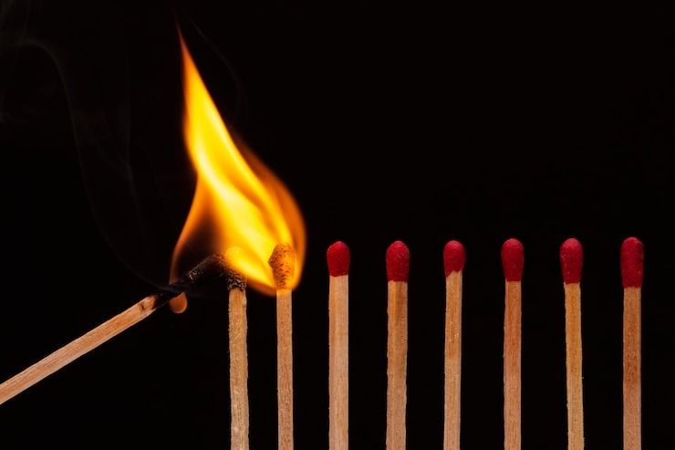 still-life-matches-burning_23-21.jpg