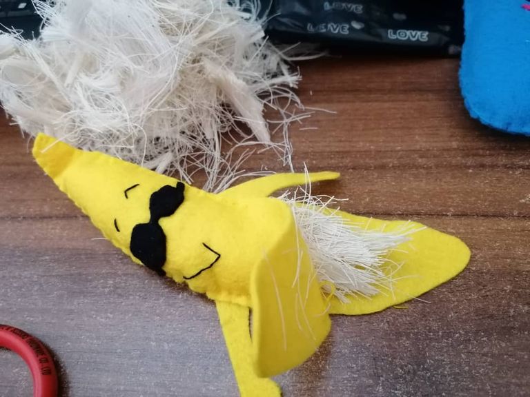 diy-felt-dollbanana (4).jpeg