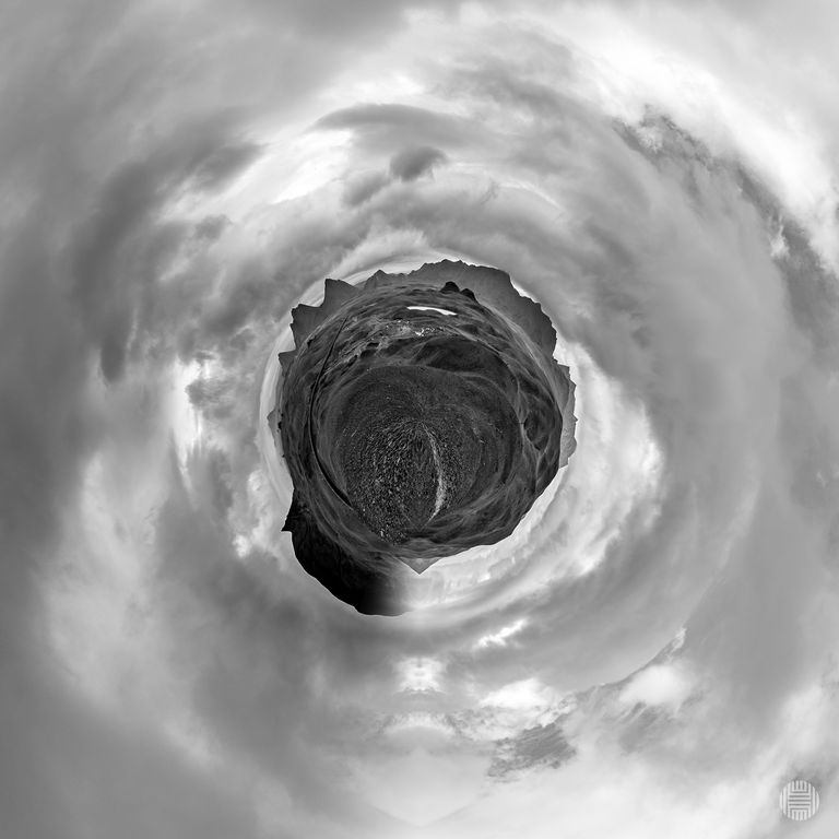 DDH_9556-Pano.jpg-planet-2.jpg