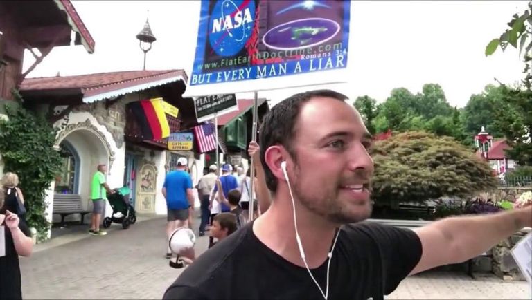 Street Preaching Creation (Flatworth mirror)