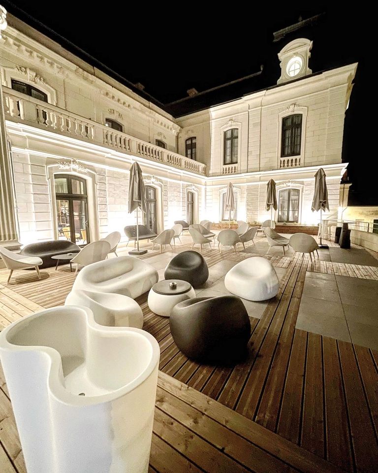 Terrace overlooking the Royal City of Loches