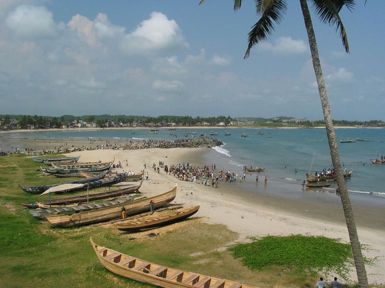 elmina_beach3.jpg