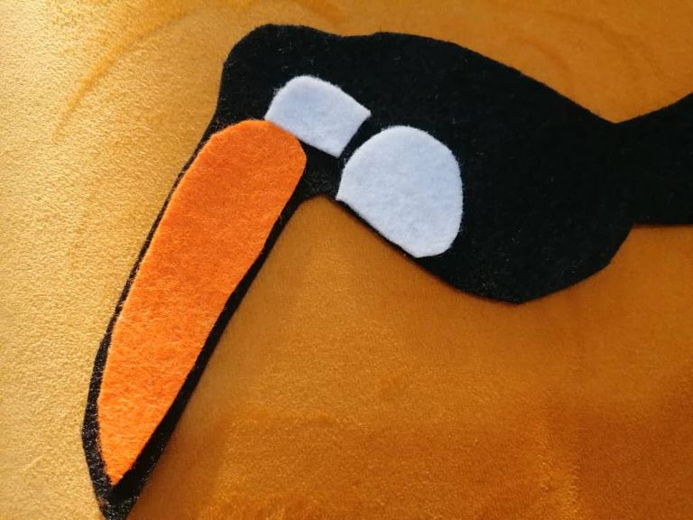 diy-toucan3-felt (9).jpeg