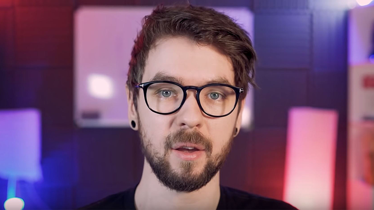 Jacksepticeye-reveals-he-wanted-to-quit-youtube.png