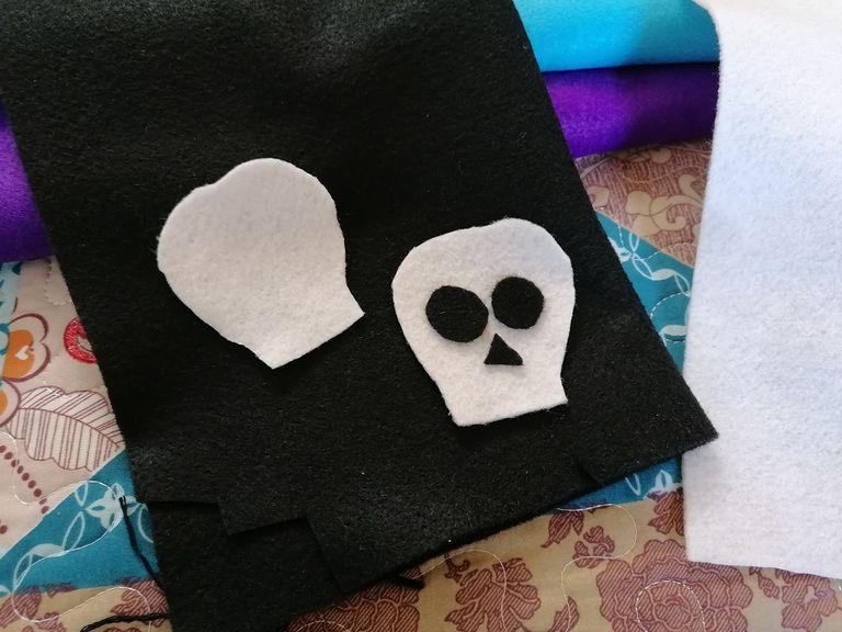 craft-skull-felt_(3).jpg