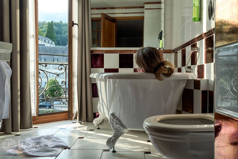 bouillon_bathroom_view.jpg