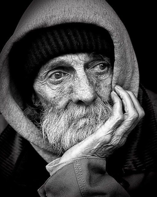 homeless-844213_640.jpg