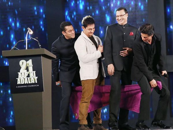 Salman-Aamir-and-Shahrukh-together-with-Rajat-Sharma.jpg