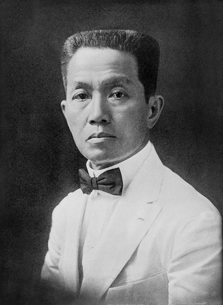 1200px-Emilio_Aguinaldo_ca._1919_(Restored).jpg