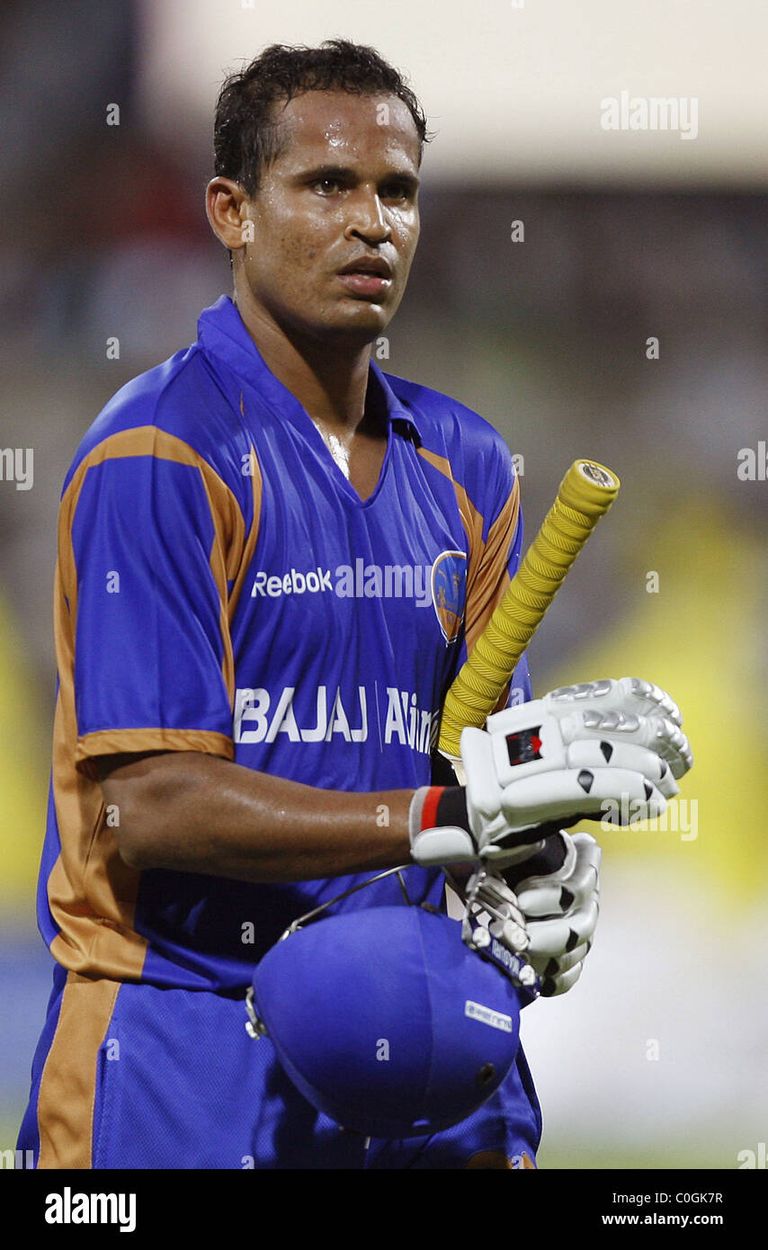 yusuf-pathan-of-the-rajasthan-royals-in-the-match-against-chennai-C0GK7R.jpg