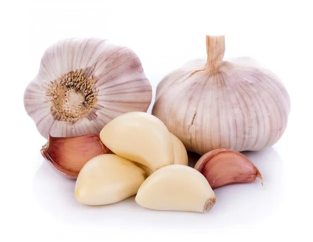 garlic-white-wall_29402-1060.webp