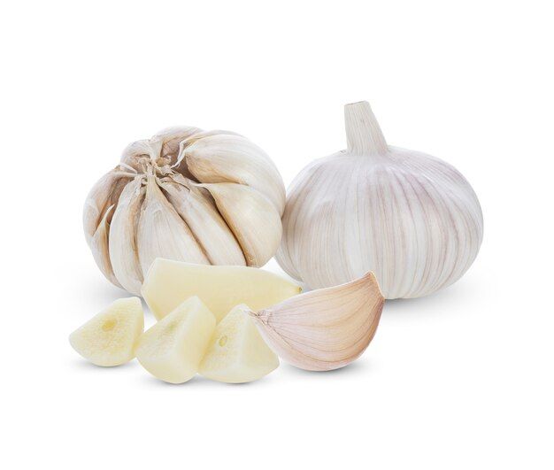 garlic-isolated-white-background_255512-243.jpg