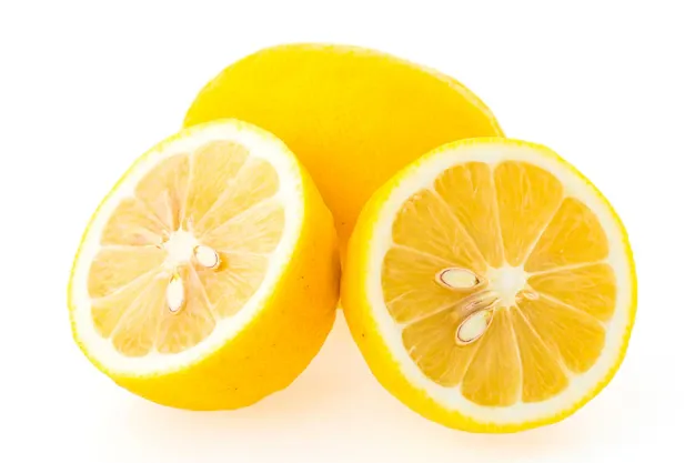 juicy-lemons_1203-1811.webp