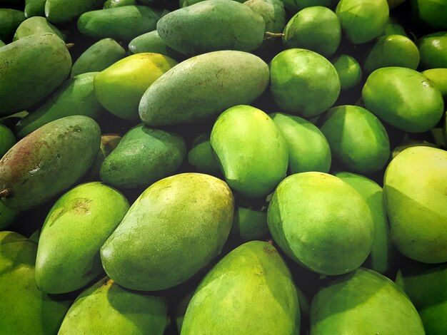 full-frame-background-nutritious-green-mangoes_1831-867.jpg