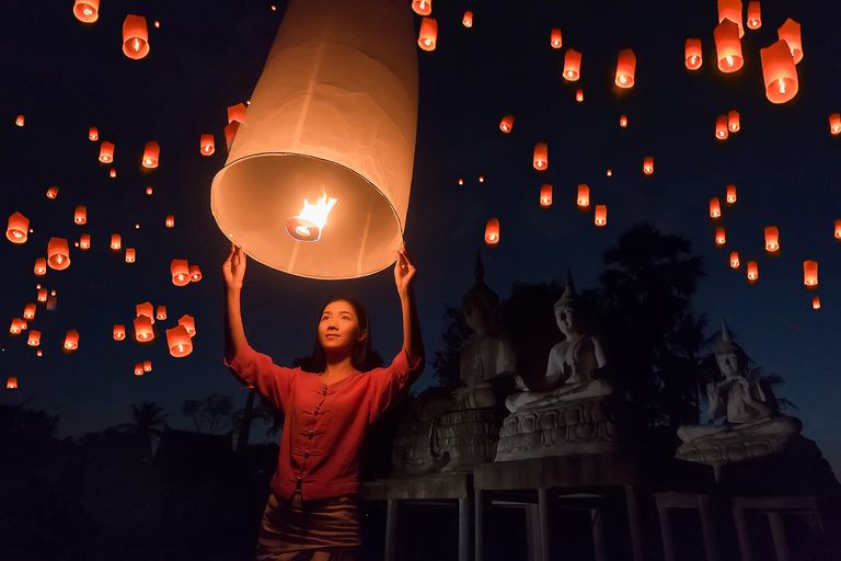 chiang-mai-lantern-festival-yi-peng-loy-krathong2.jpg