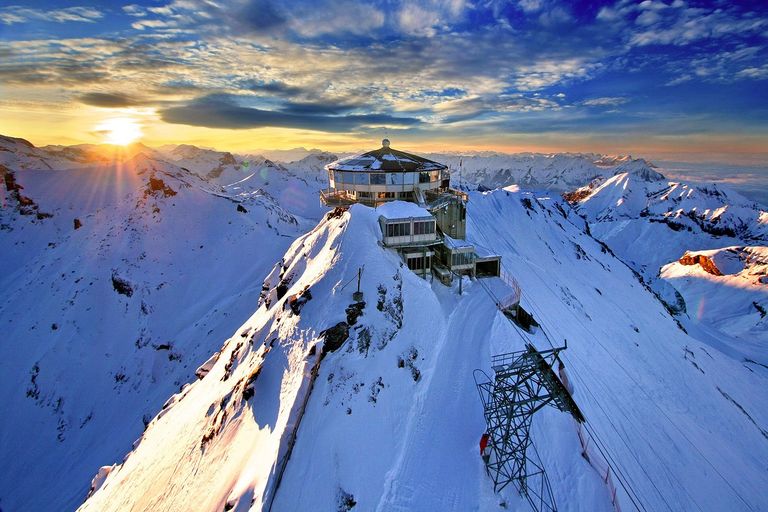 schilthorn-3033448_1280.jpg