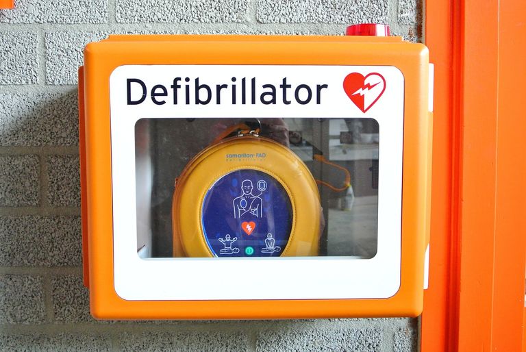 defibrillator-809448_1280.jpg