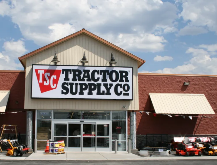 TRACTOR SUPPLY.png