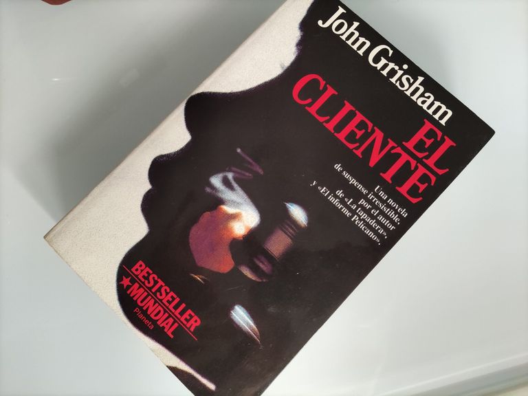 590.-John-Grisham-Il-Cliente-esp.jpg