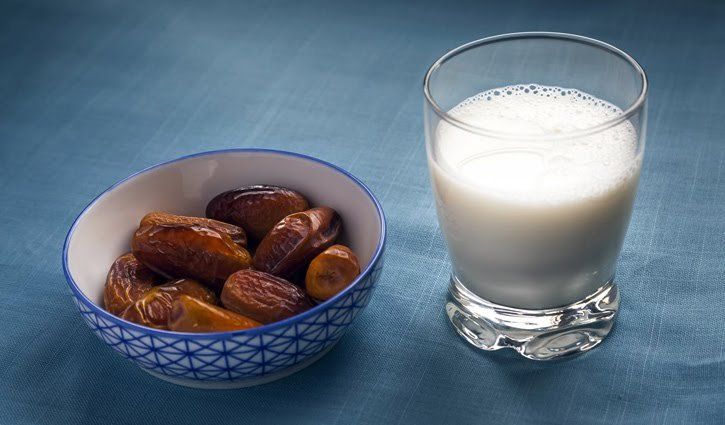 dates-milk-risingbd-2107020447.jpg