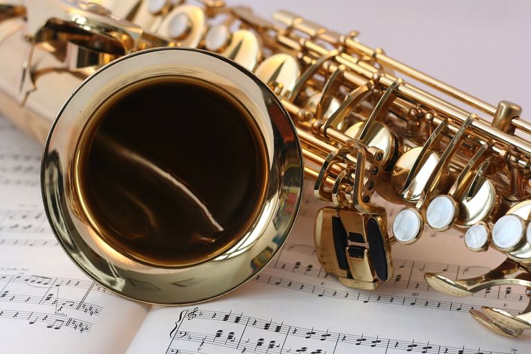 saxophone-music-gold-gloss-45243.jpeg