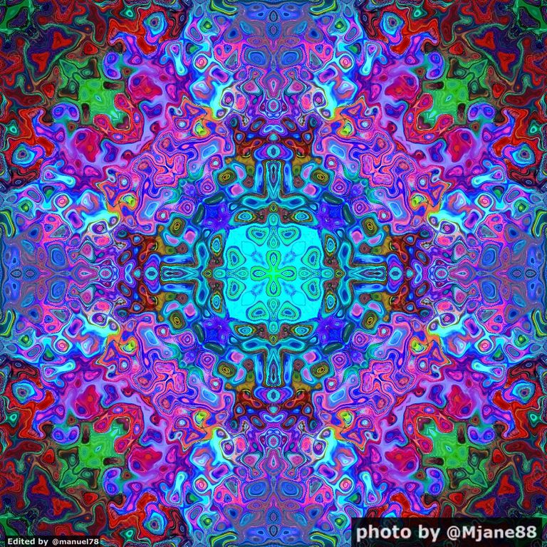 imgonline-com-ua-Kaleidoscope-XaqIlFn6I6Yg1w.jpg