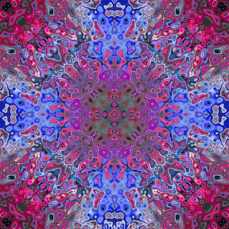 imgonline-com-ua-Kaleidoscope-EELd1RdgcIC.jpg