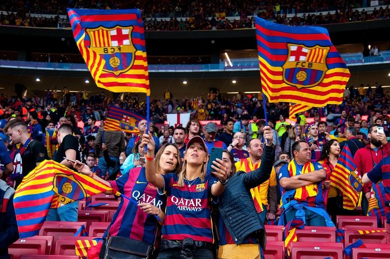 FC-Barcelona-Fans.jpg