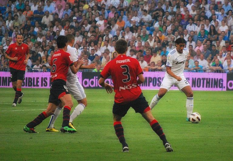 RealMadrid-Osasuna_(4980323537).jpg