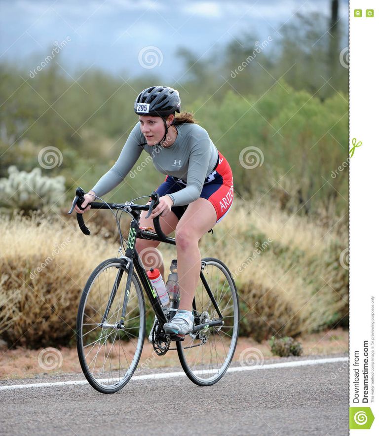 female-road-race-biker-women-s-biking-mountains-arizona-76869457.jpg