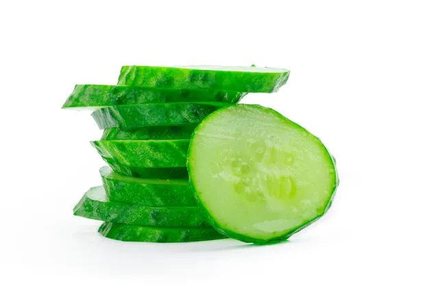 cucumber-isolated_93675-131288.webp