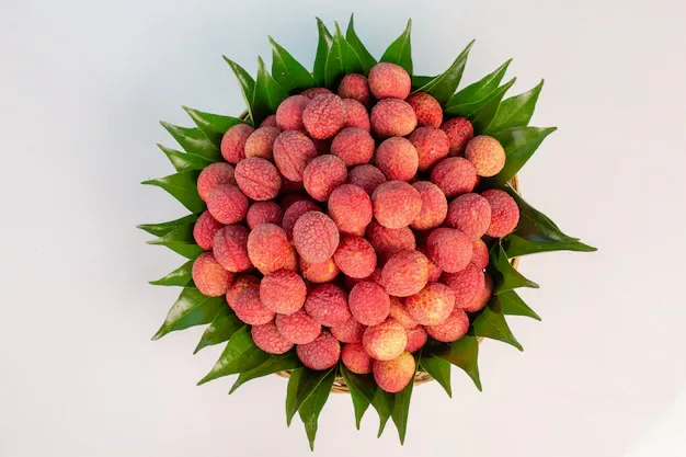 red-lychee-fruit-placed-basket_1150-13752.webp