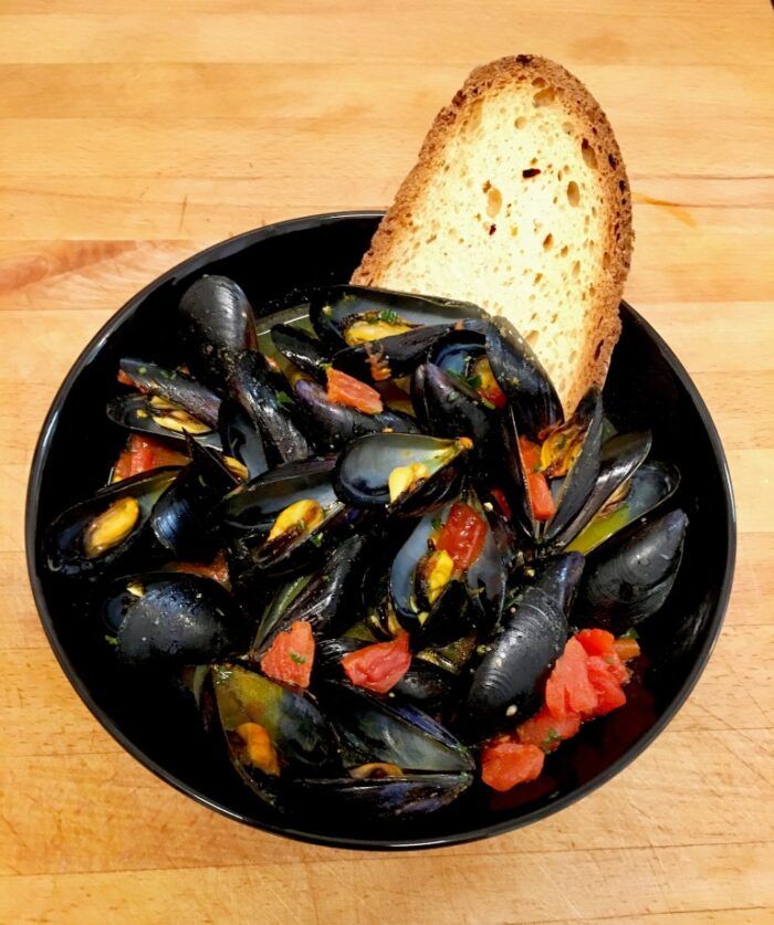 438.-cozze-allo-zafferano.jpg