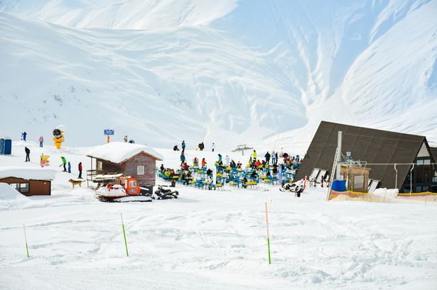 0_gudauri-georgia-26th-february-2022-skiers-tourist-sit-eat-enjoy-holiday-in-famous-vitamin-resta.jpg