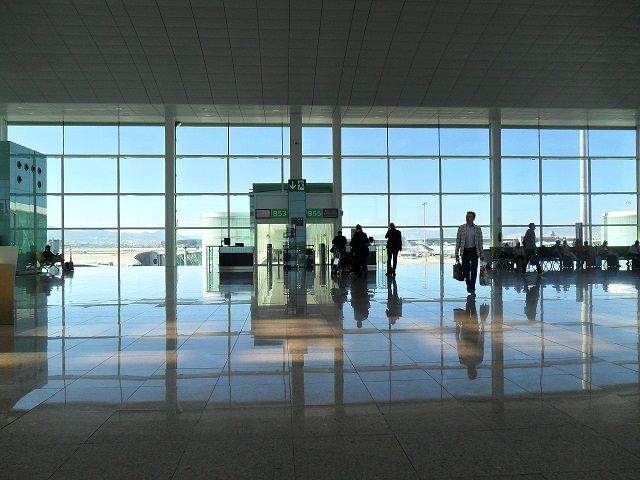 airport.bar.JPG
