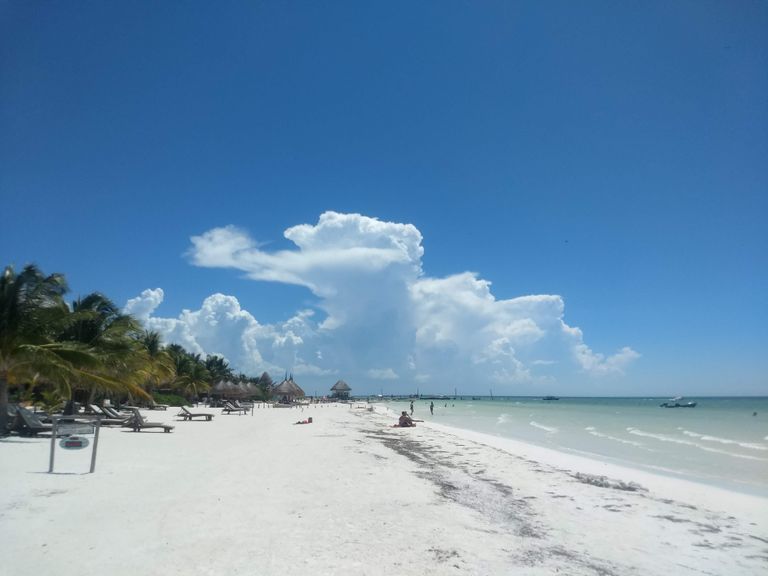 Playa_Holbox.jpg