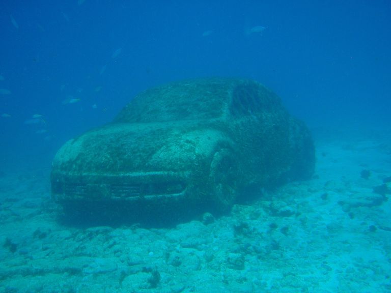 Volkswagen_Underwater_(21722501543).jpg