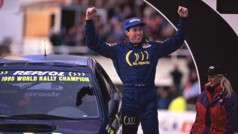 248.-Leyendas-del-Rally-Mundial-Colin-McRae-Subaru-Impreza-festejos1.jpg