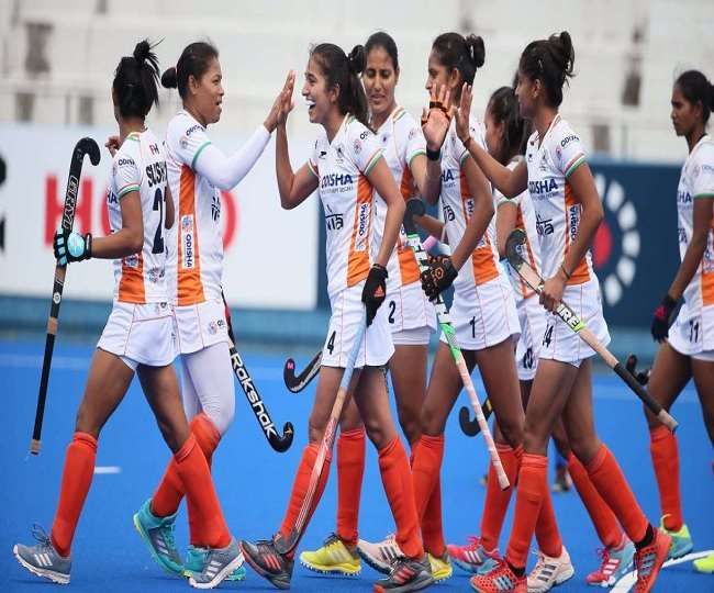 25_01_2022-indiawomenhokceyteamap_22412958.jpg