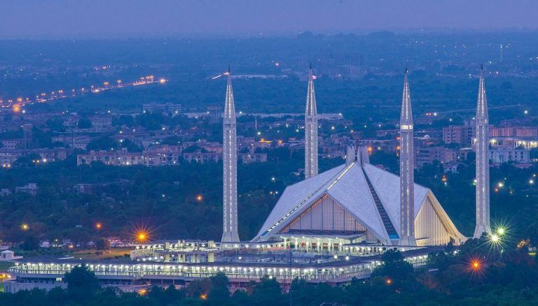 Faisal-Mosque-Islamabad-768x438.jpg