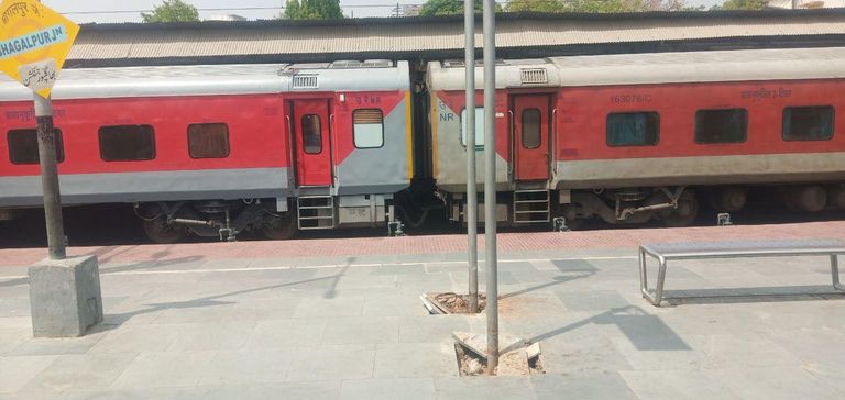 Indian railway.jpg