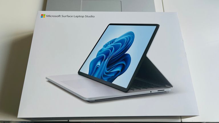 微软顶配 Surface Studio Laptop 可折叠14.4寸屏幕